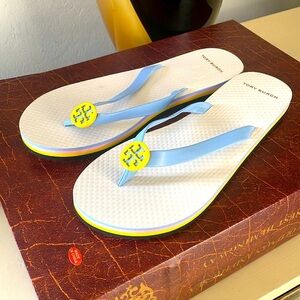 Tory Burch flip flap size 7 new without box